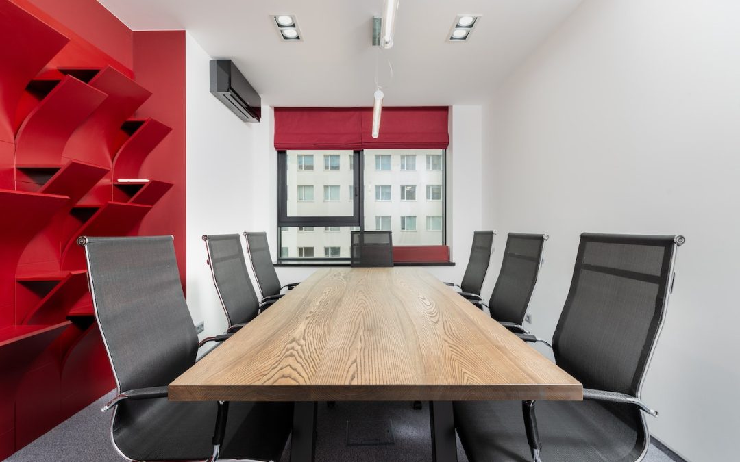 The Benefits of Installing Roller Blinds in Your Qatar Office