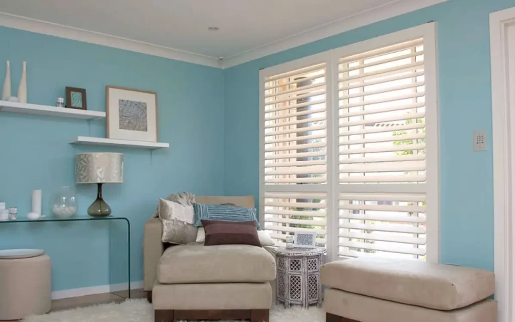 Plantation Shutters blinds & Curtains